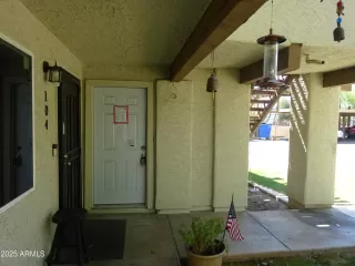 Photo #2: 6886925 Listing