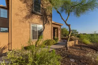 Photo #2: 6887074 Listing 