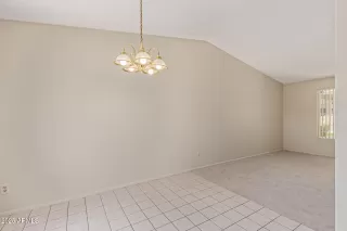 Photo #6: 6887223 Listing 