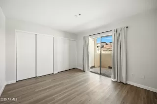 Photo #4: 6887317 Listing