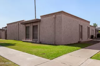 Photo #1: 6887408 Listing