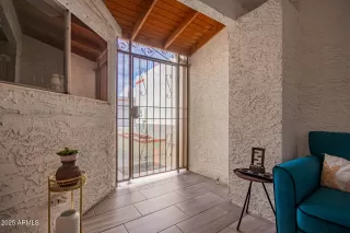 Photo #4: 6887581 Listing 