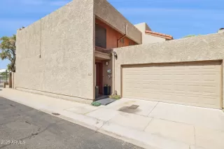 More Details about MLS # 6887898 : 7756 N 19TH LANE