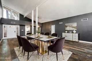 Photo #6: 6887938 Listing