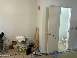 Photo #2: 6887947 Listing 