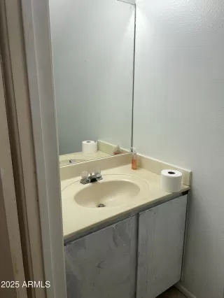 Photo #5: 6887947 Listing 