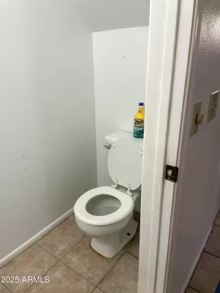 Photo #6: 6887947 Listing 