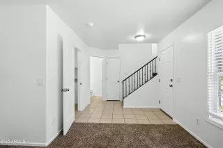 Photo #4: 6888177 Listing 