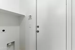 Photo #6: 6888177 Listing 