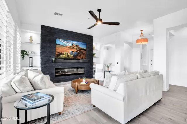 MLS: 6888308 Condo For Sale