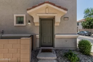 Photo #3: 6888351 Listing 