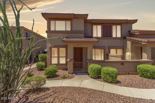 MLS: 6888552 Condo For Sale