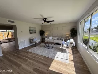 Photo #2: 6888558 Listing 