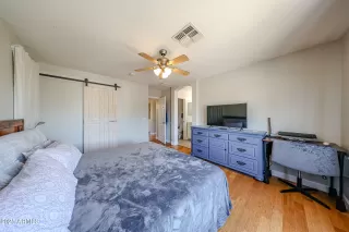 Photo #5: 6888588 Listing 