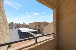 Photo #2: 6888618 Listing 