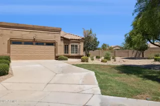 Photo #3: 6888711 Listing