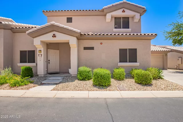 MLS: 6889080 Condo For Sale