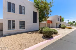 Photo #1: 6889167 Listing