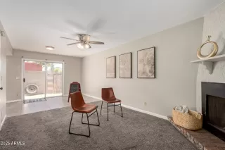 Photo #4: 6889409 Listing 