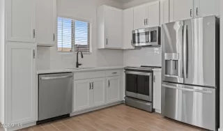 Photo #3: 6889415 Listing