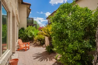 Photo #5: 6889434 Listing 