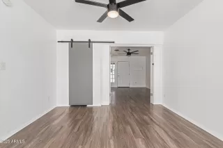 Photo #4: 6889554 Listing 