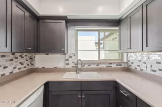 Photo #5: 6889554 Listing 