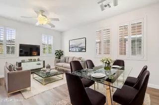 Photo #3: 6889588 Listing