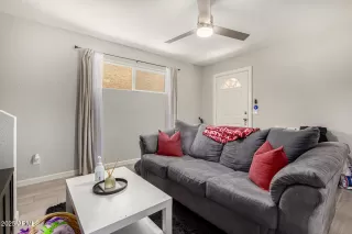 Photo #3: 6889622 Listing 