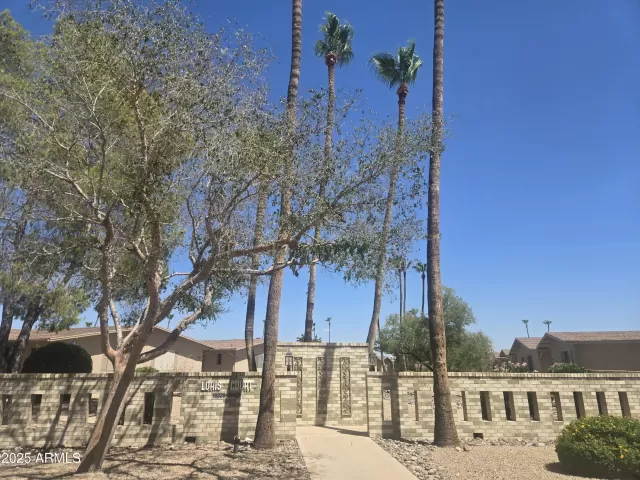 MLS: 6889711 Condo For Sale