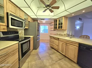 Photo #2: 6889711 Listing