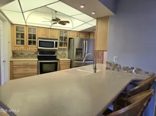 Photo #3: 6889711 Listing