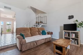 Photo #1: 6889818 Listing