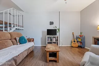 Photo #2: 6889818 Listing