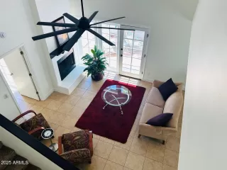 Photo #4: 6889833 Listing