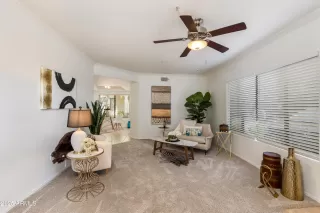 Photo #2: 6889881 Listing 