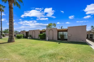 Photo #3: 6890049 Listing