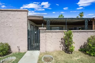 Photo #4: 6890049 Listing