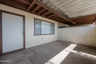 Photo #5: 6890049 Listing