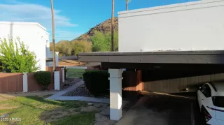 Photo #2: 6890059 Listing