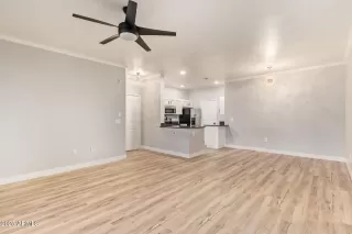 Photo #6: 6890216 Listing