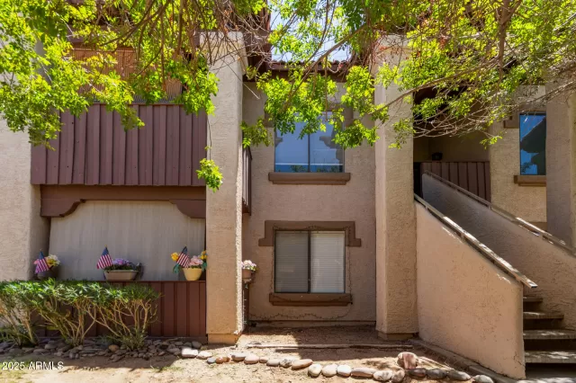 MLS: 6890347 Condo For Sale