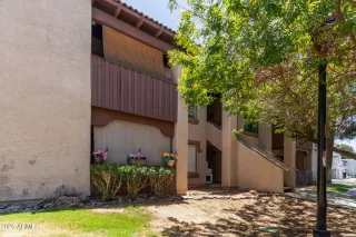 Photo #2: 6890347 Listing 