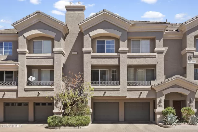 MLS: 6890349 Condo For Sale