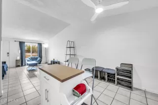 Photo #5: 6890360 Listing 