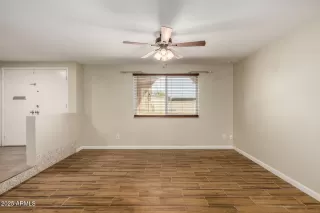 Photo #3: 6890409 Listing