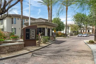 Photo #6: 6890520 Listing 