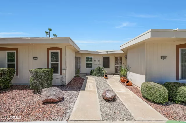 MLS: 6890521 Condo For Sale