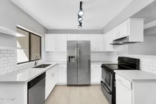 Photo #1: 6890636 Listing