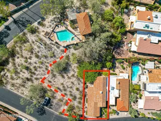 Photo #1: 6890709 Listing